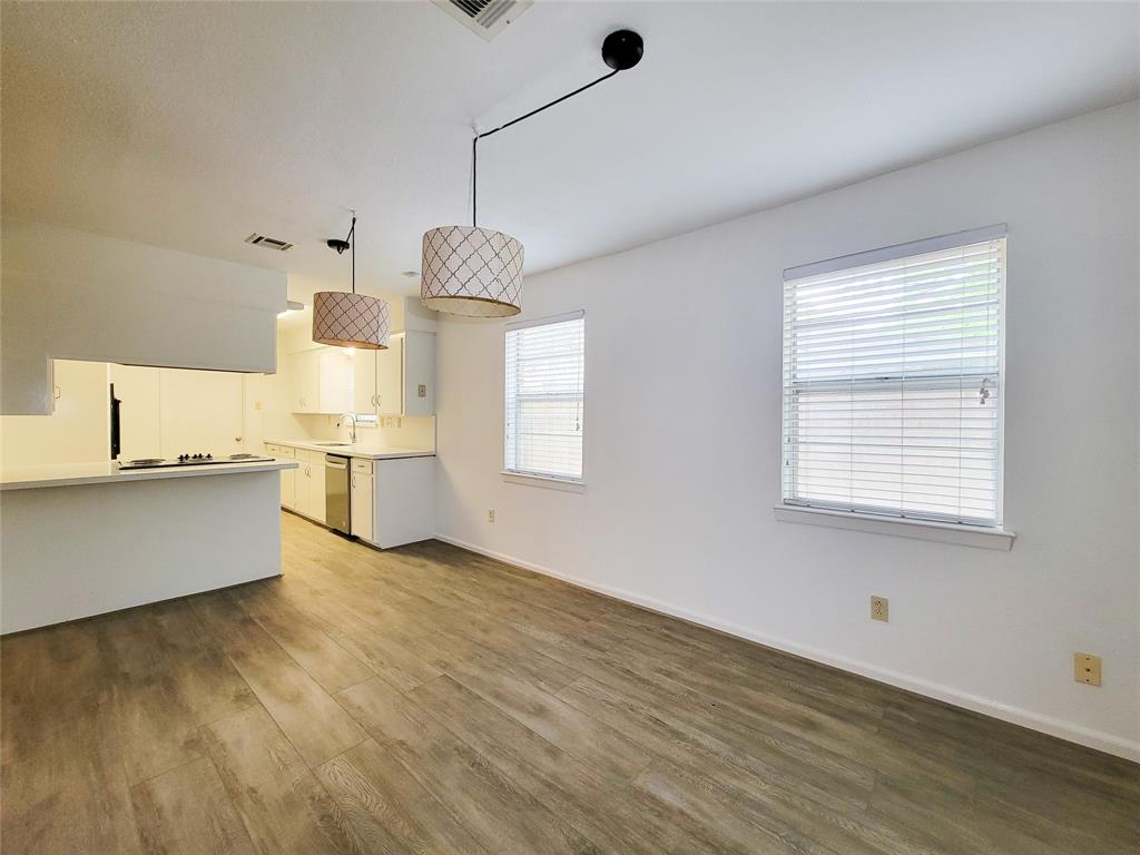 403 Oak Vista Drive, Friendswood, Texas image 14