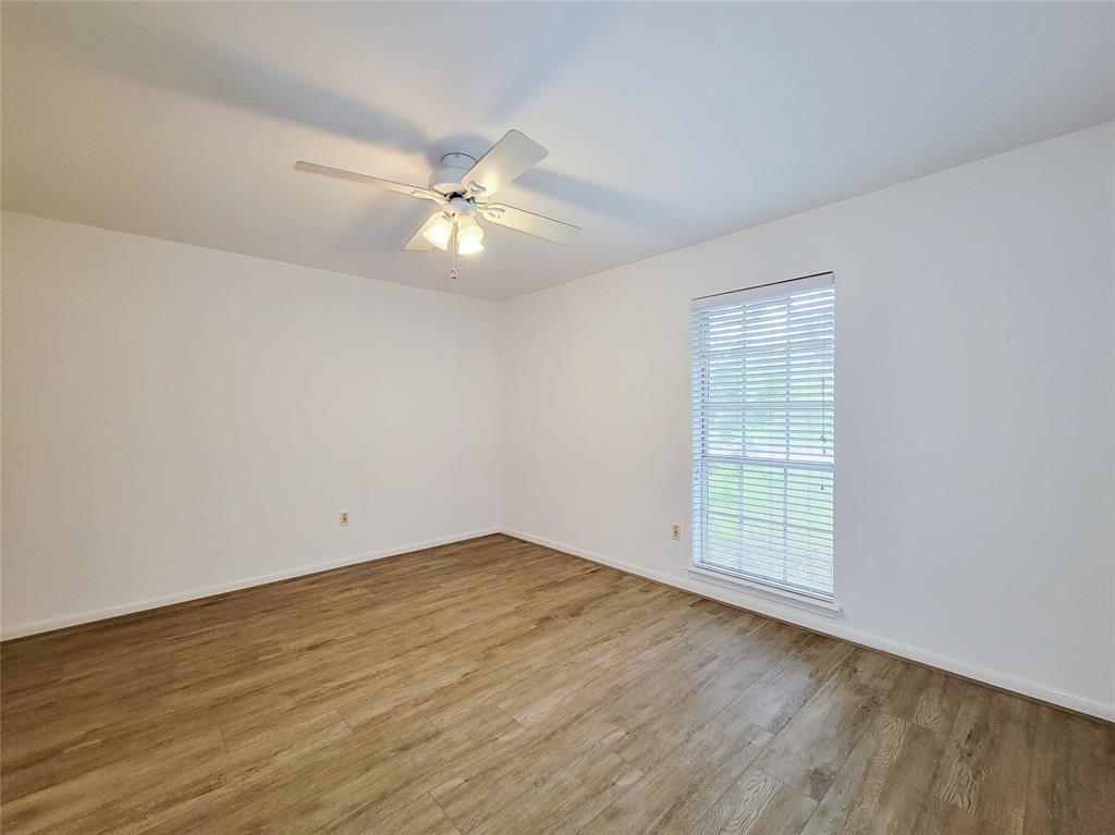 403 Oak Vista Drive, Friendswood, Texas image 29