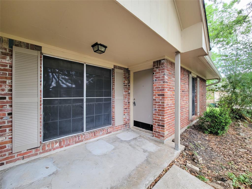 403 Oak Vista Drive, Friendswood, Texas image 33