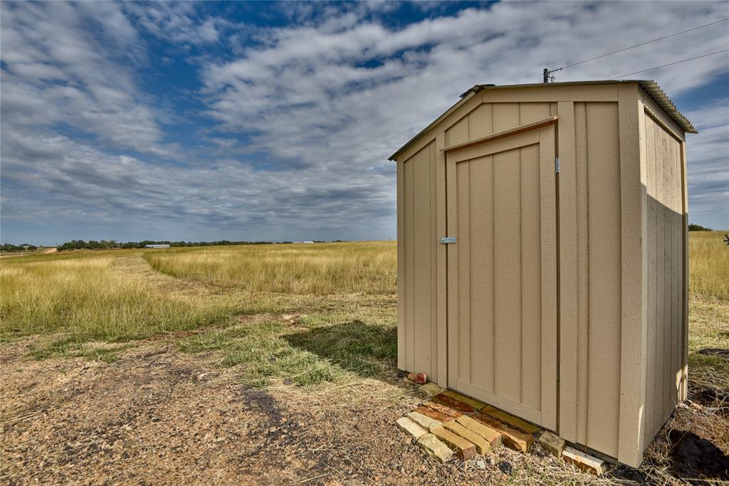 2655 Roitsch Road, Schulenburg, Texas image 6