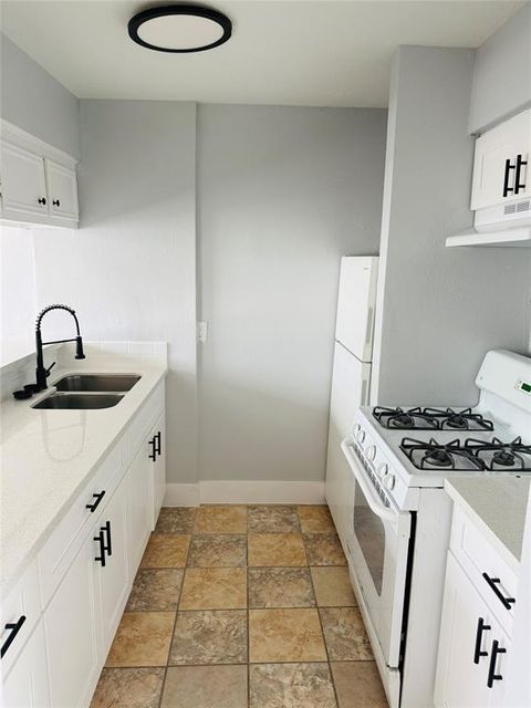 Photo of 1125 Ann Street #4, Pasadena, TX 77506 (MLS # 923827)