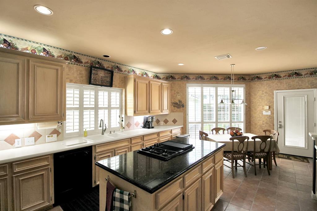603 Forest Bend Lane