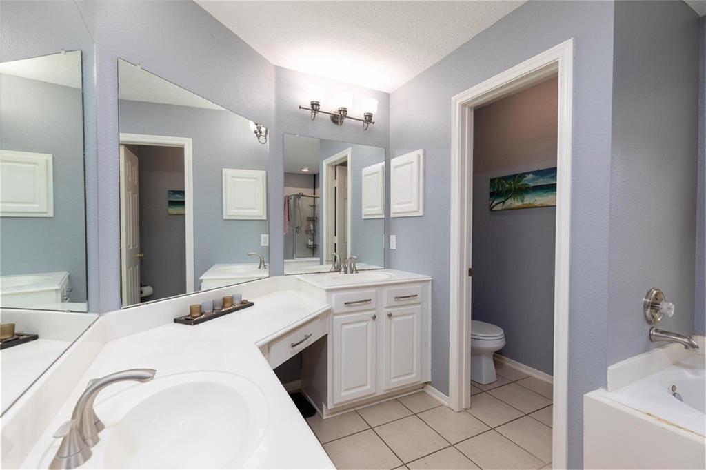 19822 Creek Bend Trail, Houston, Texas image 31