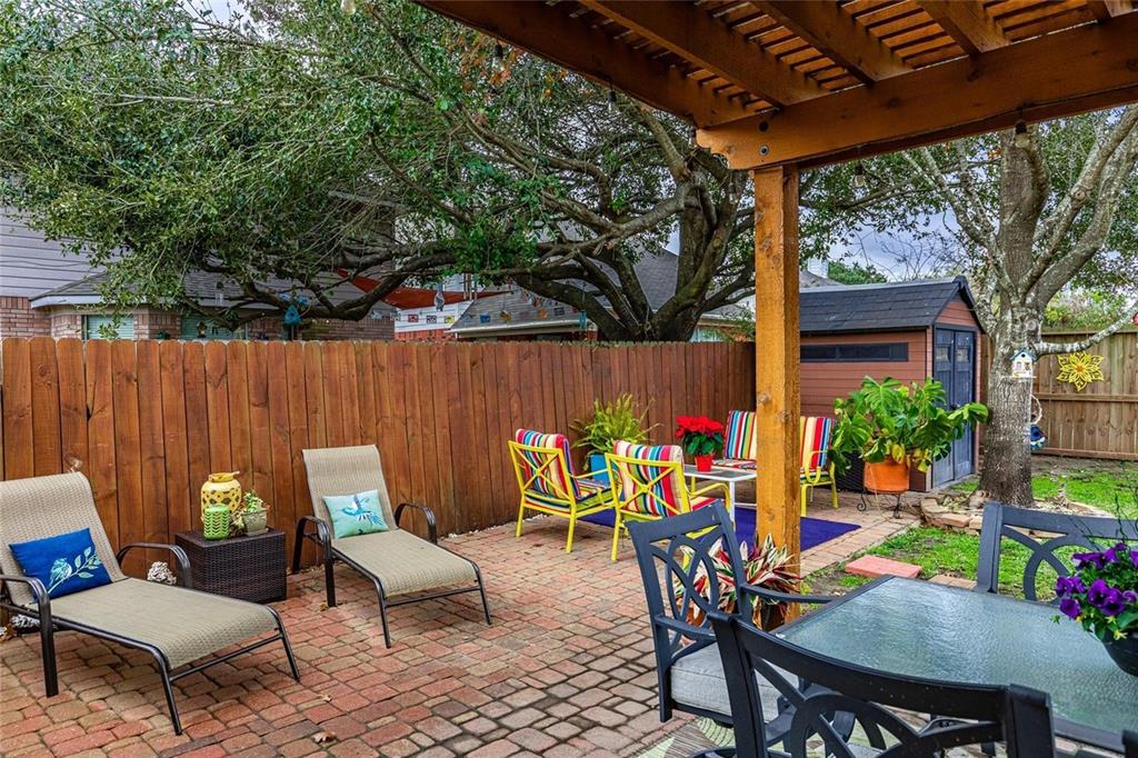 19822 Creek Bend Trail, Houston, Texas image 8
