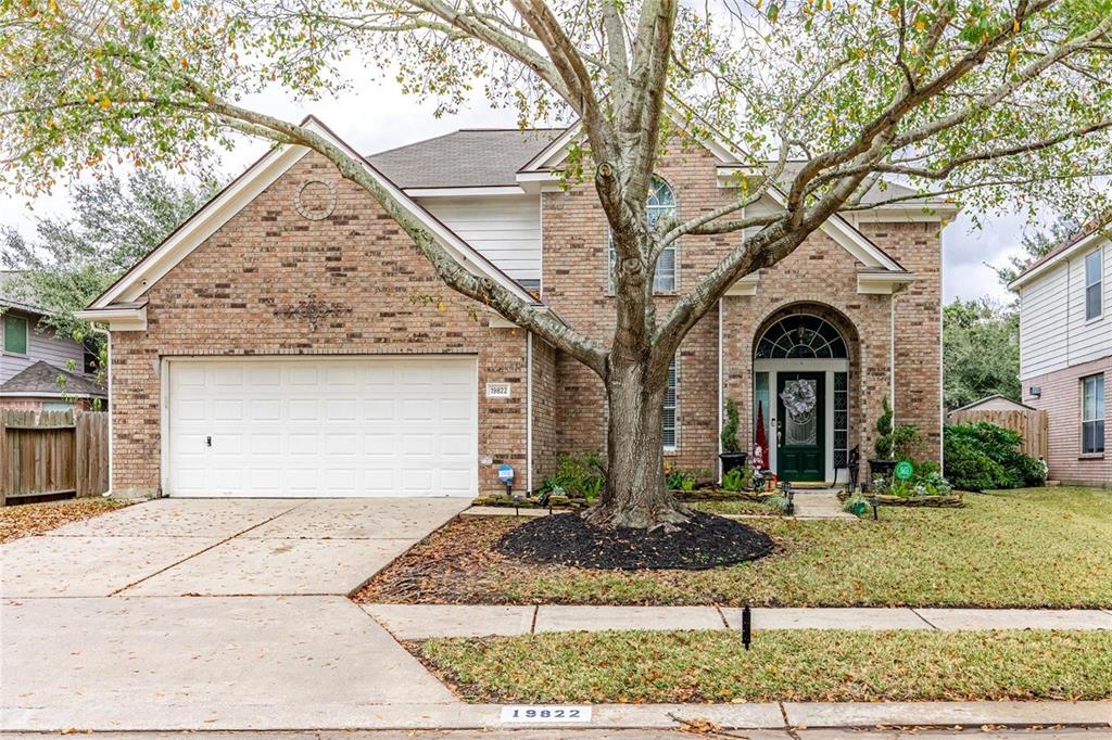 19822 Creek Bend Trail, Houston, Texas image 2