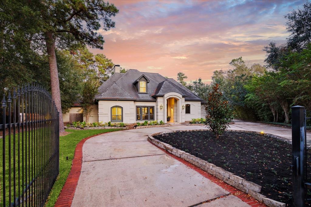 19 Grogans Point Court