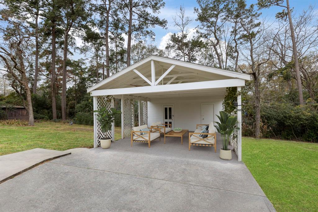 17 Fairway Drive, Conroe, Texas image 31
