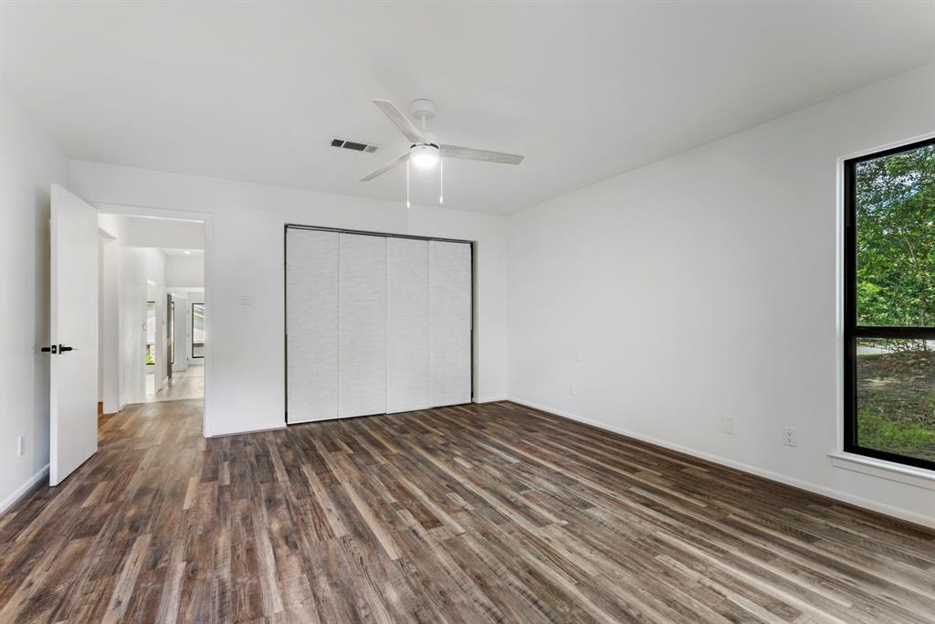 17 Fairway Drive, Conroe, Texas image 14