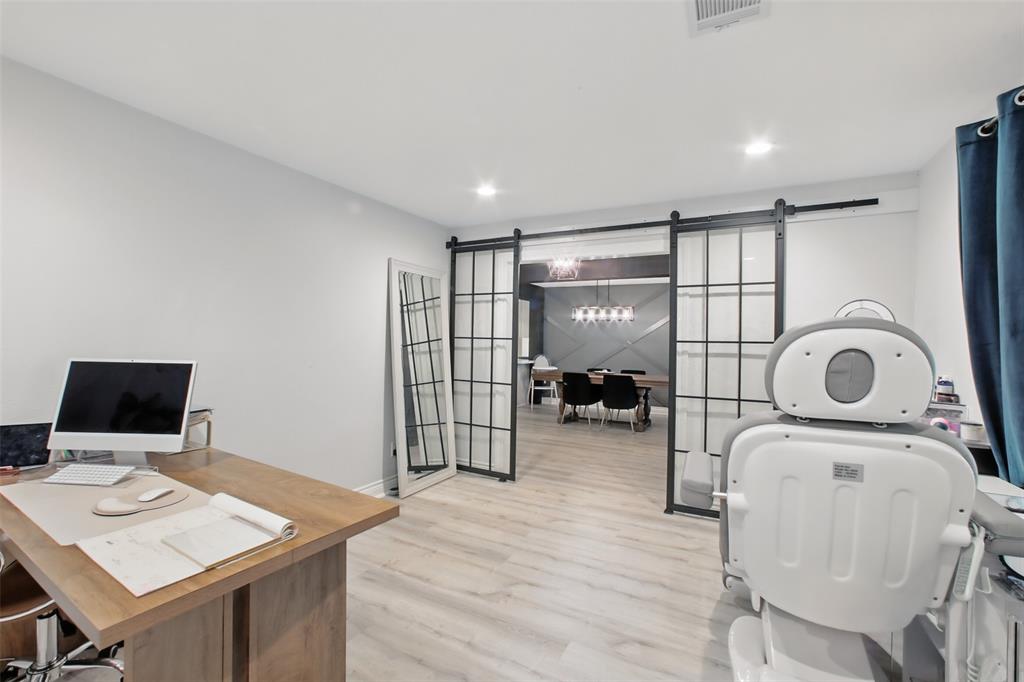 4915 Red Lantern Drive