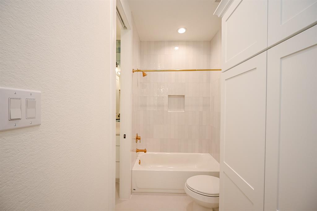 12607 Damuth Court, Magnolia, Texas image 18