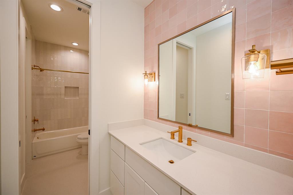 12607 Damuth Court, Magnolia, Texas image 17