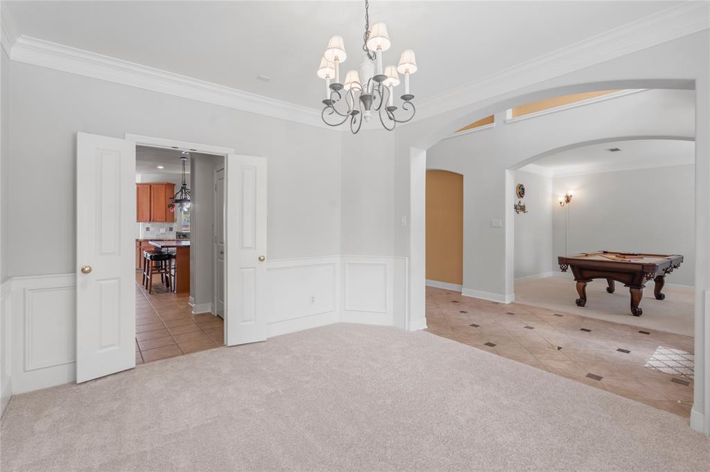 property-search 4 6318 Goodlowe Park