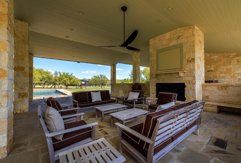 3101 Ranch Road 962, Cypress Mill, Texas image 25