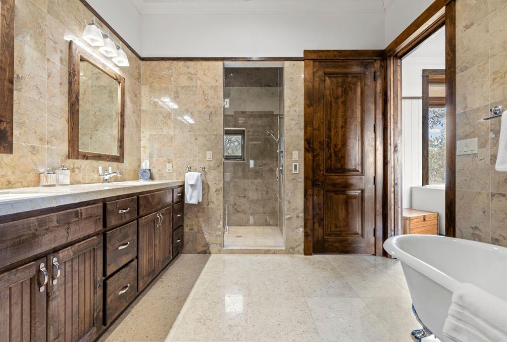 3101 Ranch Road 962, Cypress Mill, Texas image 15