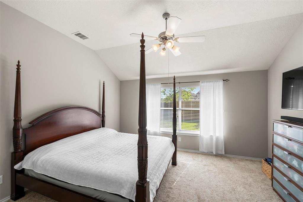 6541 Canyon Mist Lane, Dickinson, Texas image 16