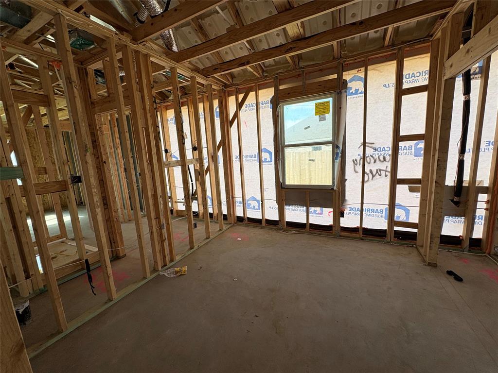 221 Bowie Creek Drive, Dayton, Texas image 6