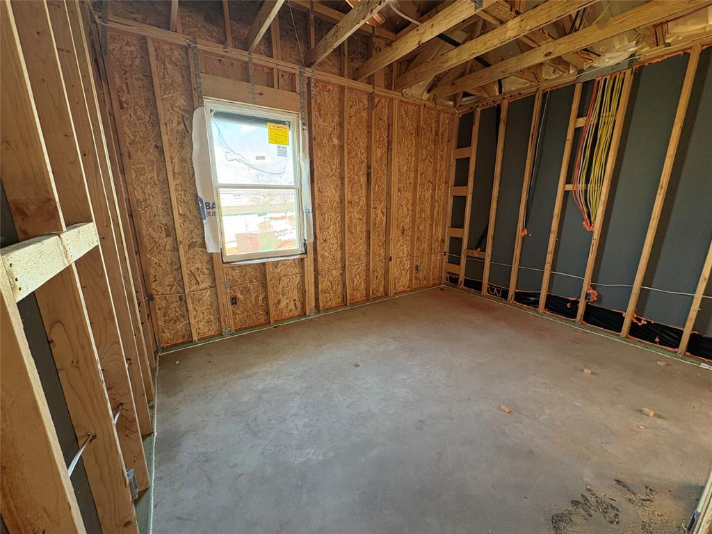 221 Bowie Creek Drive, Dayton, Texas image 7