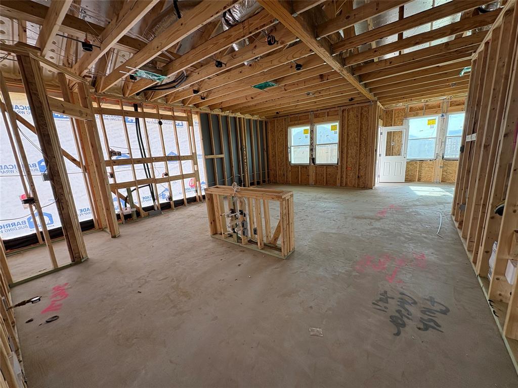 221 Bowie Creek Drive, Dayton, Texas image 3