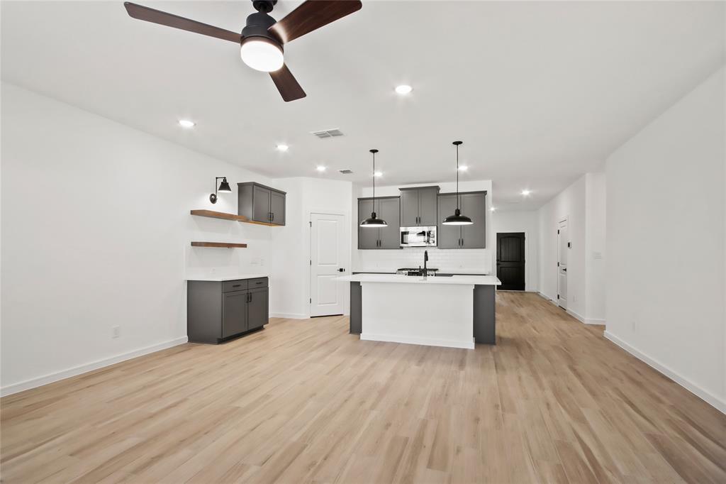 221 Bowie Creek Drive, Dayton, Texas image 13