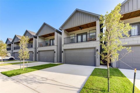 Townhouse For Rent - 3406 Garapan Street #A<br/> Houston, TX 77091