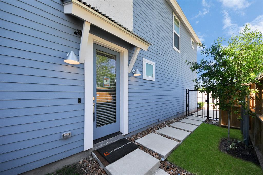 1053 Glenn Avenue, Houston, Texas image 6