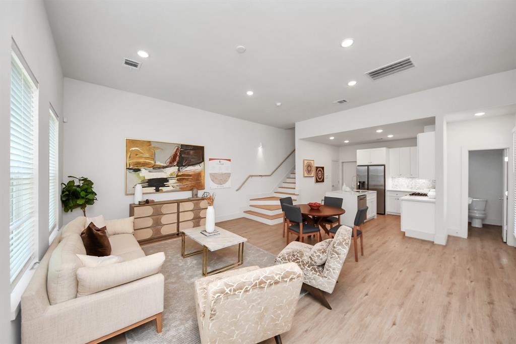 1053 Glenn Avenue, Houston, Texas image 7