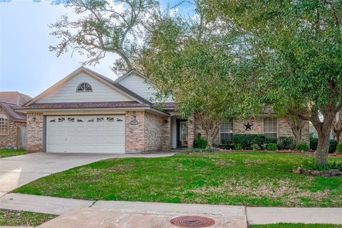 A home in Clute