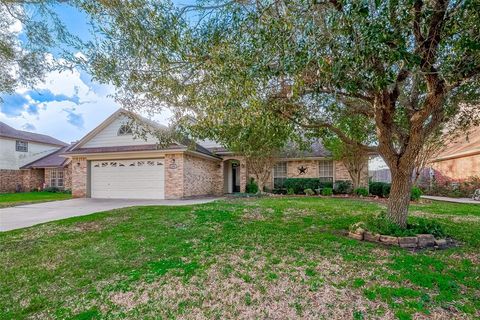 A home in Clute