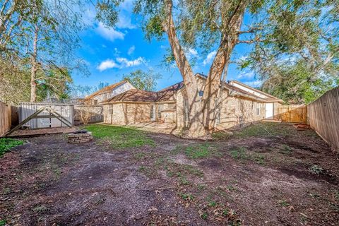 A home in Clute