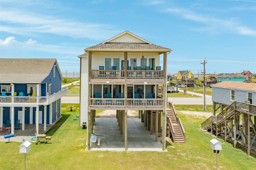 2176 Highway 87