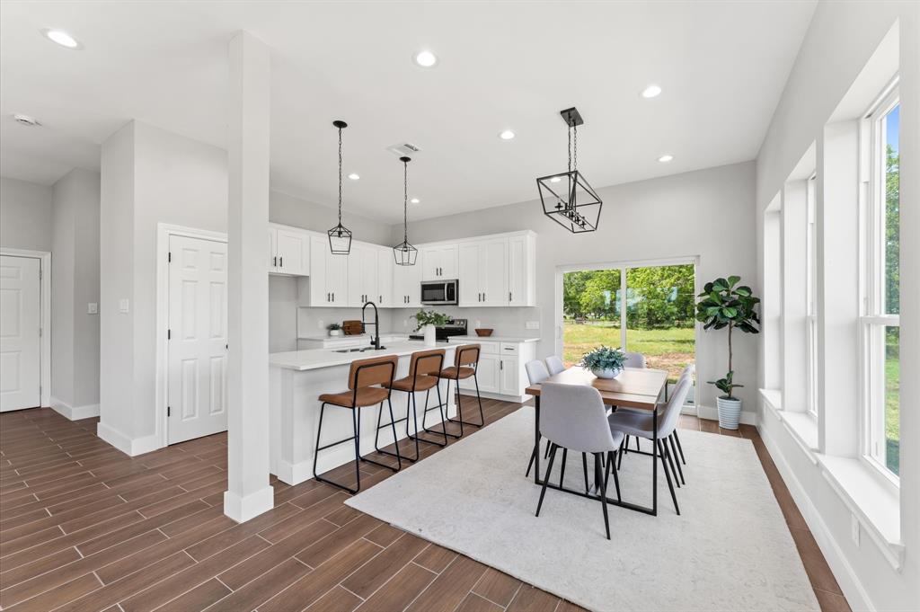 106 Pony Trail, Angleton, Texas image 13