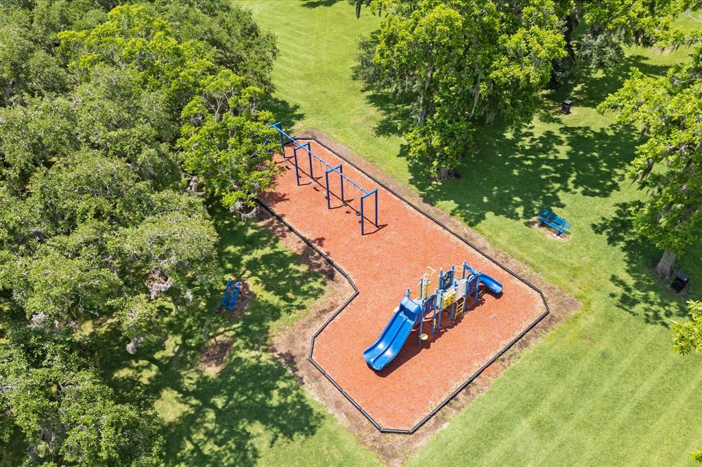 106 Pony Trail, Angleton, Texas image 33