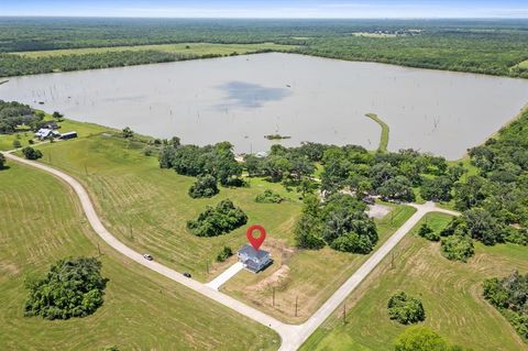 106 Pony Trail Angleton TX 77515