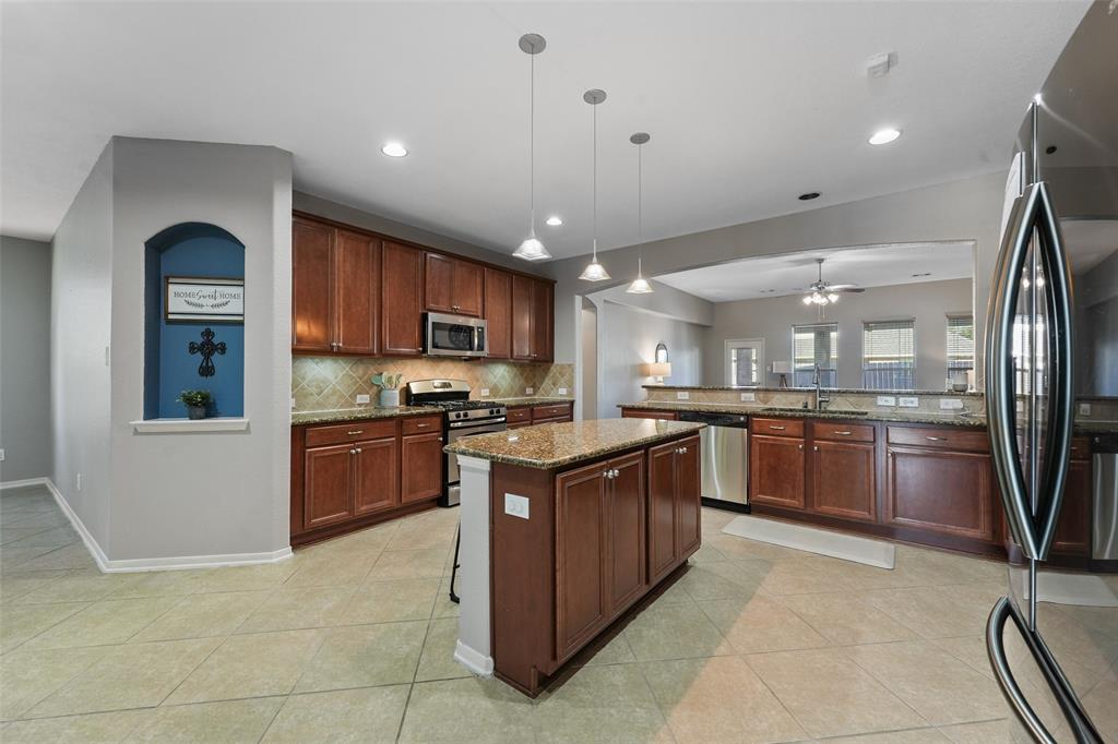 17319 Lake Clark Lane, Humble, Texas image 11