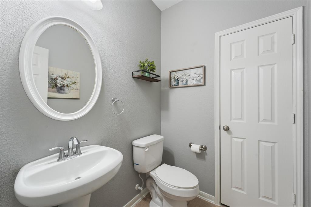 17319 Lake Clark Lane, Humble, Texas image 27