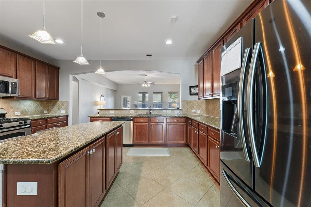 17319 Lake Clark Lane, Humble, Texas image 12