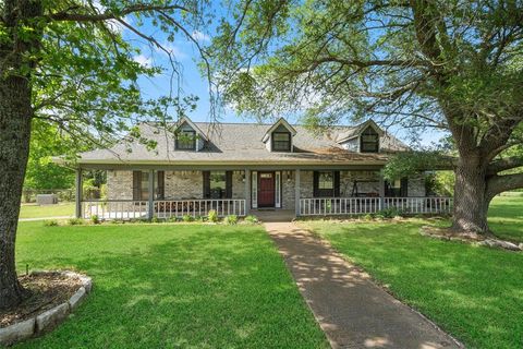 141 Robinson Road Huntsville TX 77320
