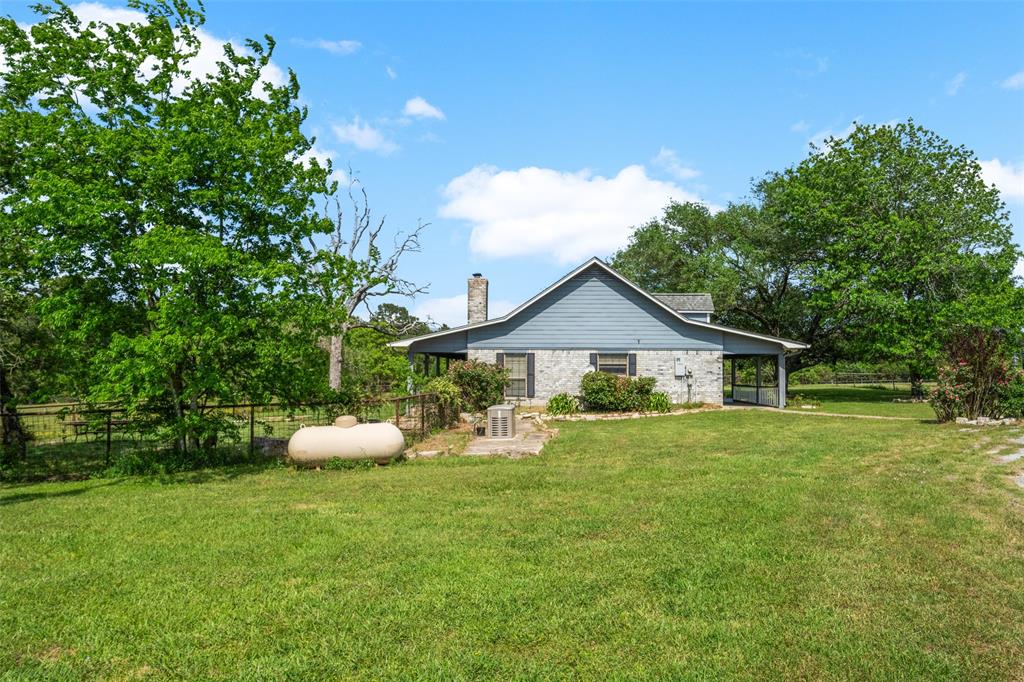 141 Robinson Road, Huntsville, Texas image 34