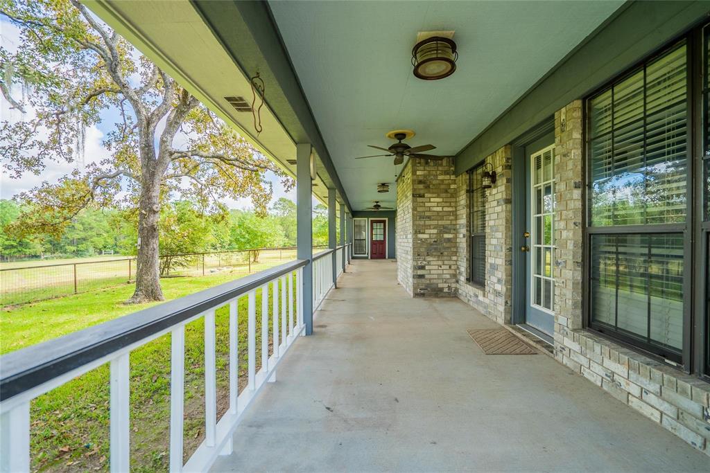 141 Robinson Road, Huntsville, Texas image 32