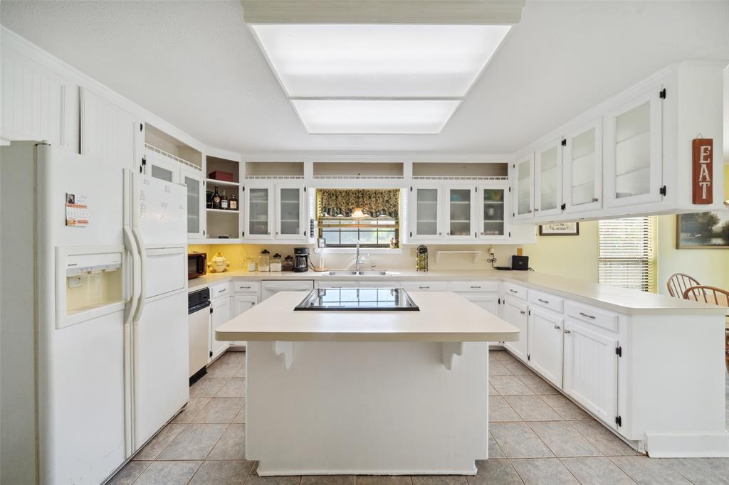 141 Robinson Road, Huntsville, Texas image 3