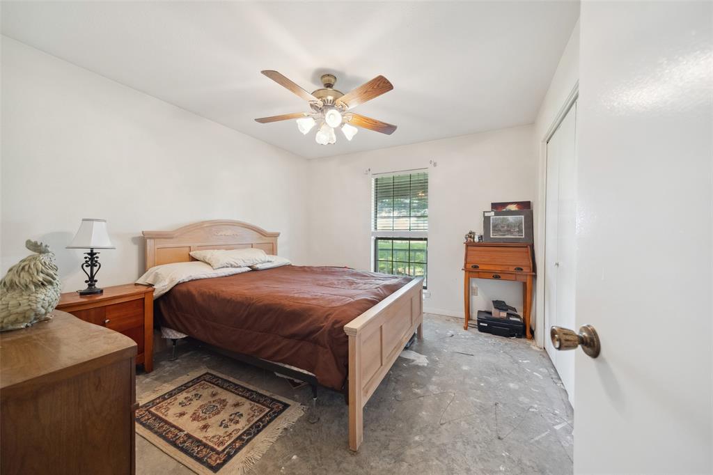 141 Robinson Road, Huntsville, Texas image 21