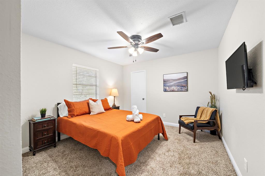 817 S 2nd Street, La Porte, Texas image 14