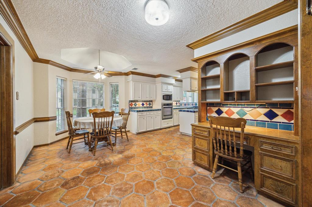 5718 Glenmere Lane, Spring, Texas image 14