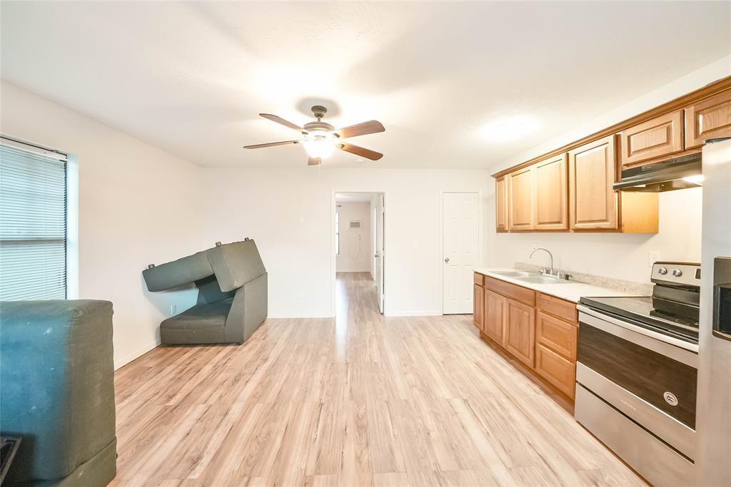 25030 Twin Oak Dr