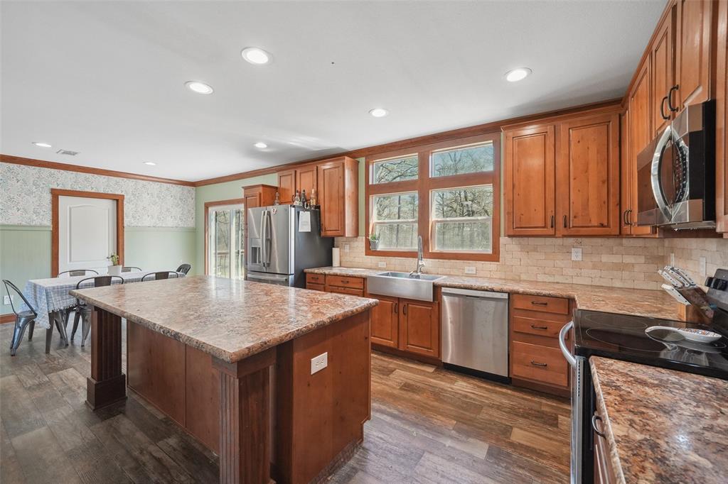 625 Birdwell Road, Bedias, Texas image 3