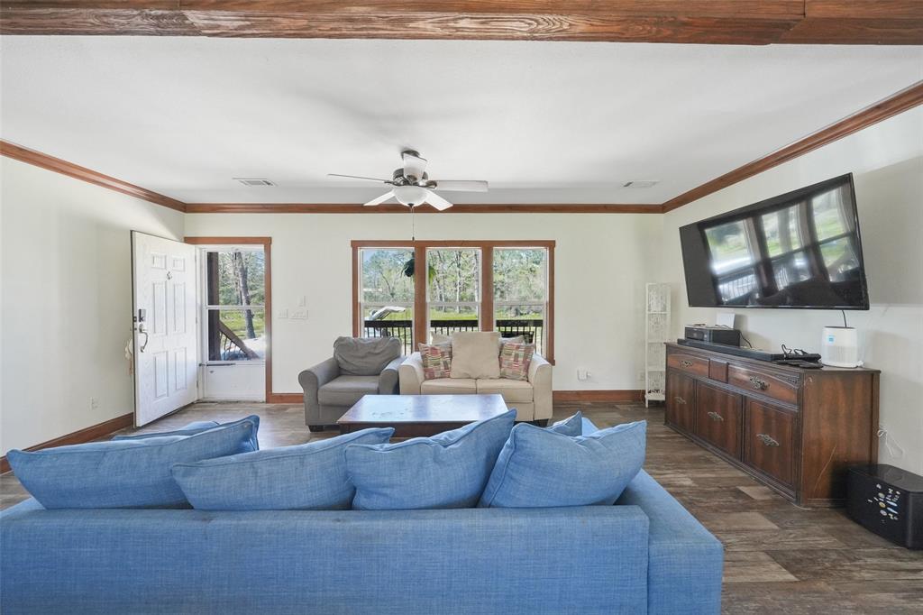 625 Birdwell Road, Bedias, Texas image 4