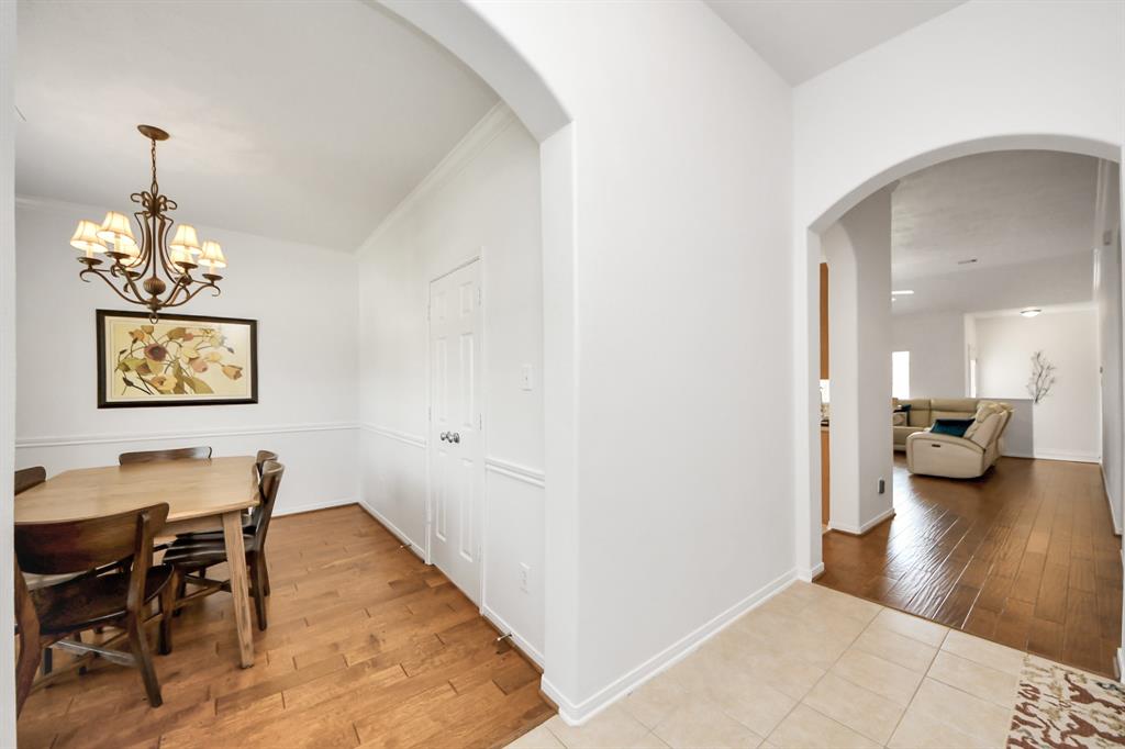 5018 Wimberly Lane, Baytown, Texas image 23