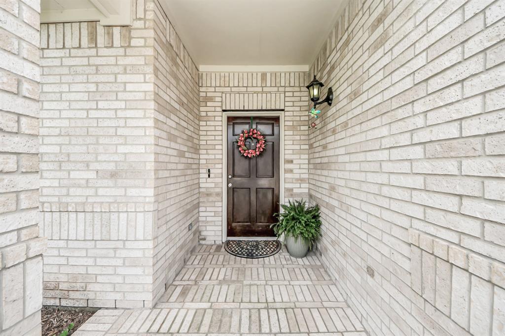 5018 Wimberly Lane, Baytown, Texas image 2