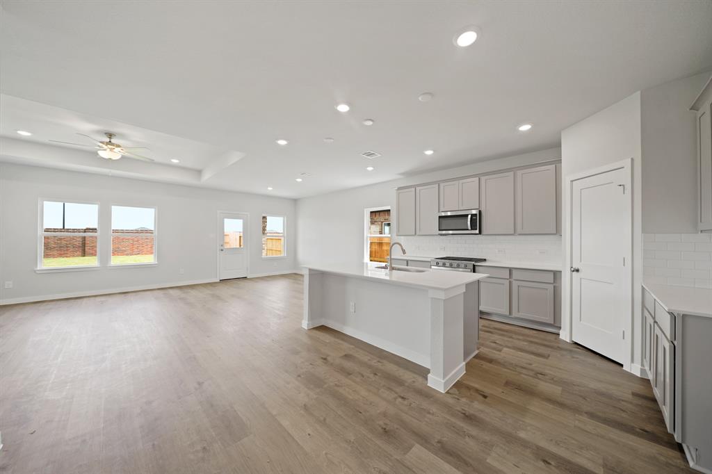 27526 Beachside Arbor Drive