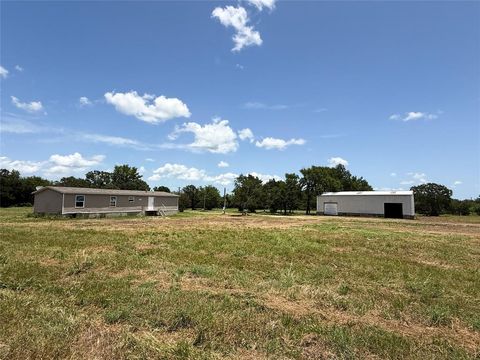 Photo of 931 Fcr 930, Teague, TX 75860 (MLS # 29535662) Photo of 931 Fcr 930, Teague, TX 75860 (MLS # 29535662)
